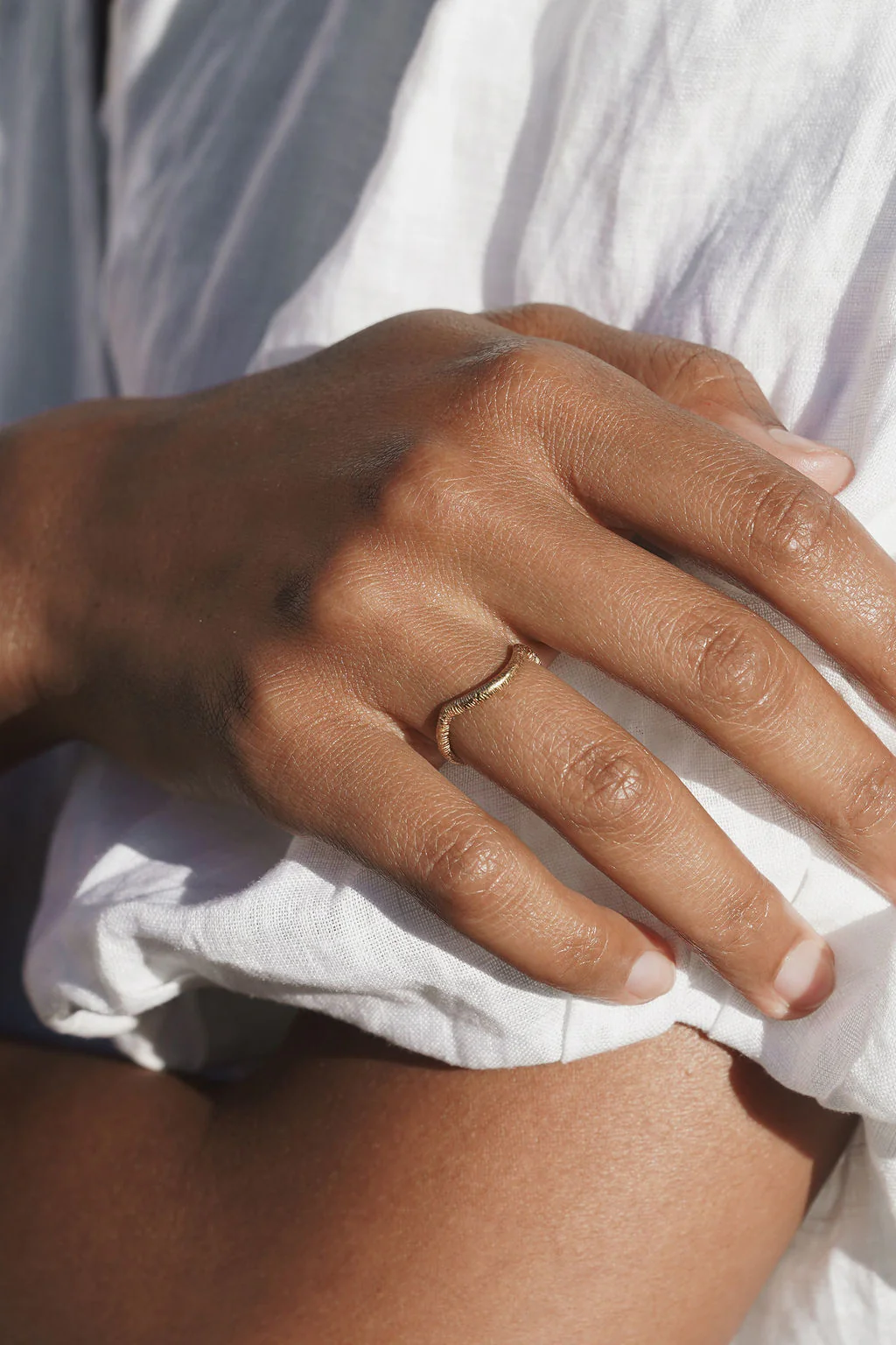 Arc Band - Solid 14K Gold - Image 5