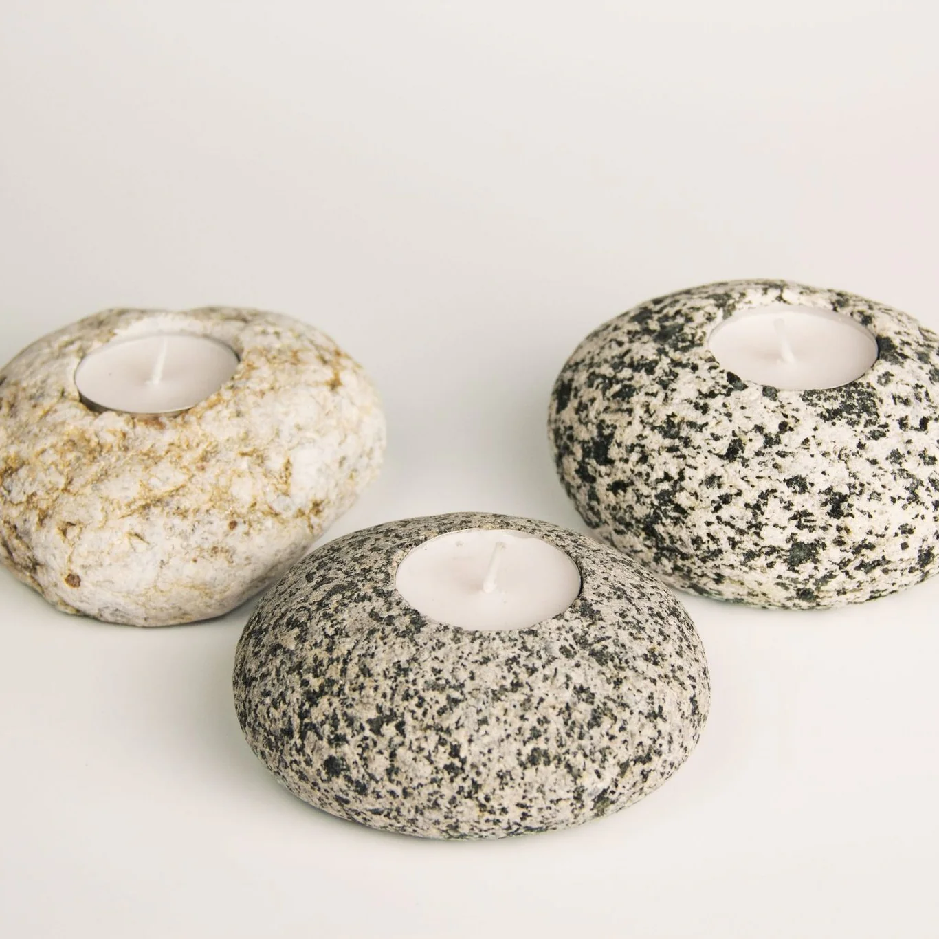 Beach Stone Tea Light - Image 3