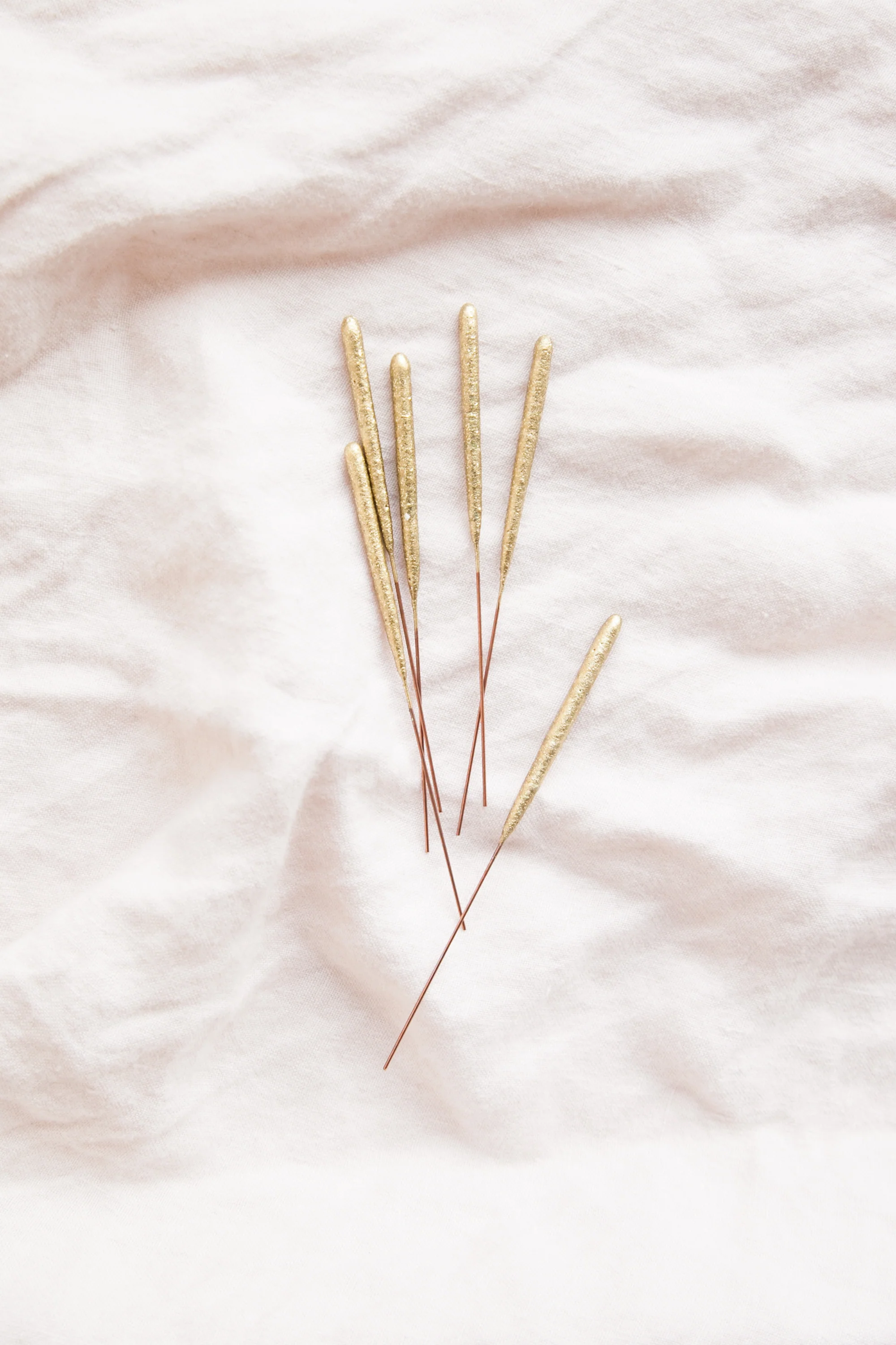 Gold Mini Sparklers - Image 3